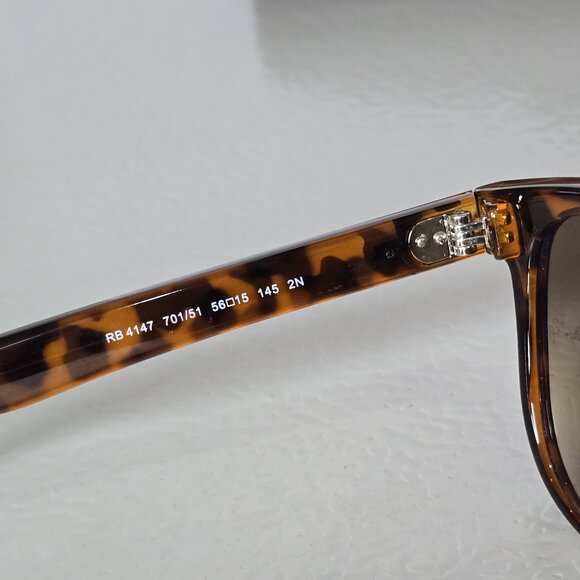 Ray-Ban RB4147 Boyfriend sunglasses - Picture 4 of 5